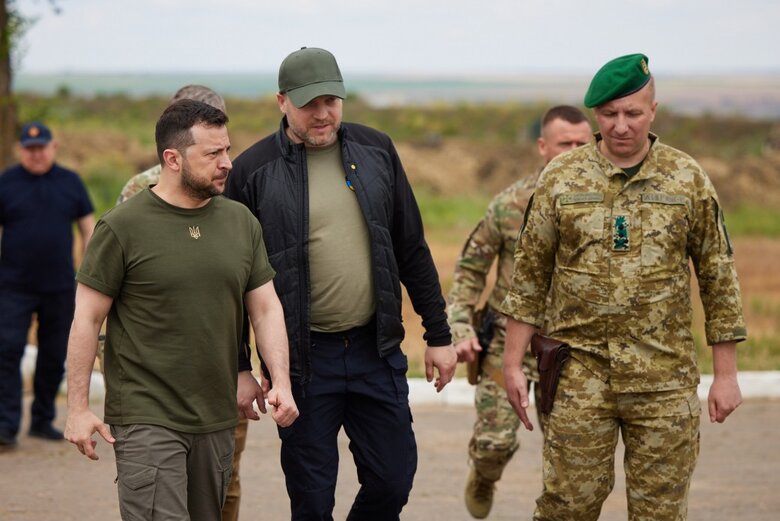 Зеленський відвідав опорні пункти Нацгвардії на Одещині 06