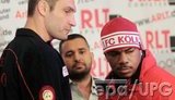 Непобедимый украинец Виталий Кличко размазал по рингу Олимпийского чемпиона Солиса