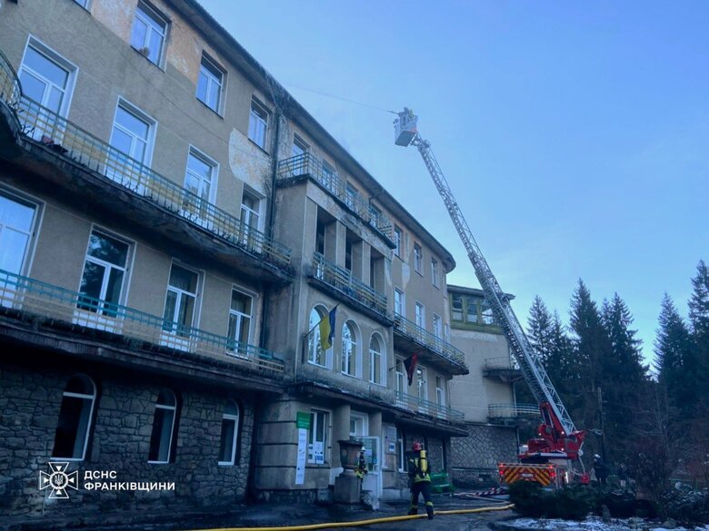 Санаторій горів у Ворохті на Івано-Франківщині