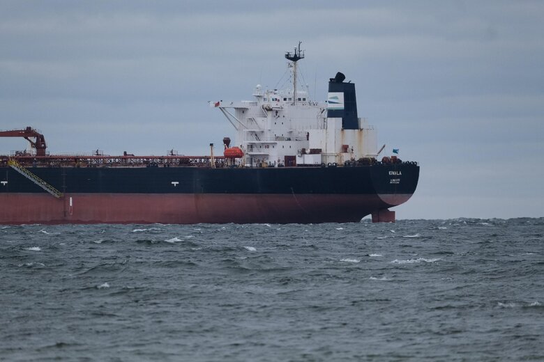 Russian shadow fleet tanker Kiwala detained in Estonia