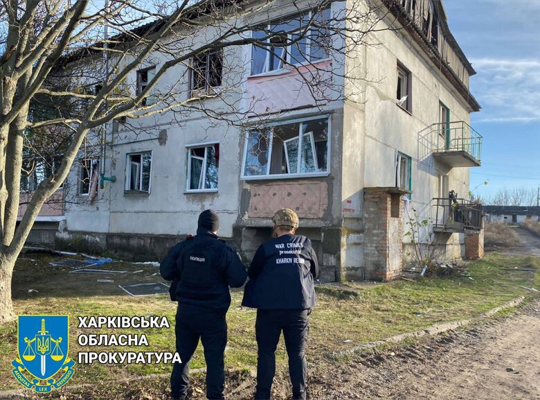 Рашисти обстріляли Куп’янщину, горів будинок, пошкоджено багатоповерхівку 03