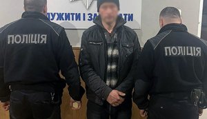 Поліція затримала двох нападників за розбій та викрадення коштів у ветерана ЗСУ. ФОТОрепортаж