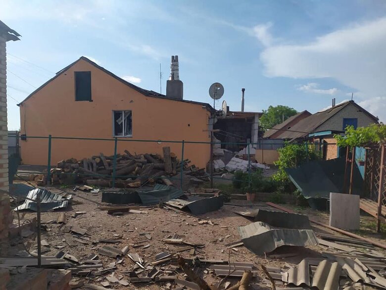 Enemy plane struck three rocket attacks on Sumy region, three people are wounded, and big destructions in households, - Zhyvytskyi 11