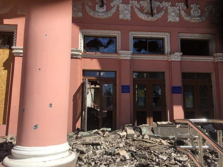 Россияне пытаются блокировать Лисичанск. Они ведут штурмовые действия вблизи нефтеперерабатывающего завода, - Гайдай 07