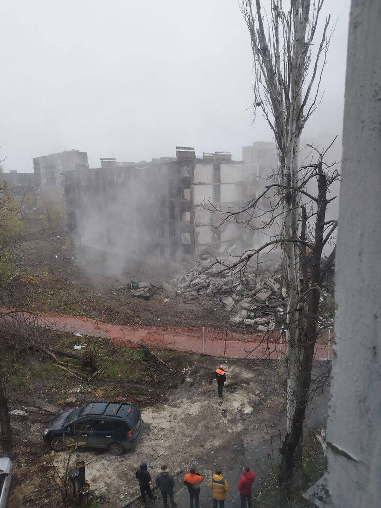 1356 багатоповерхівок у Маріуполі вже зруйновано. Окупанти планують демонтувати ще понад 900 будинків 04 1356 багатоповерхівок у Маріуполі вже зруйновано. Окупанти планують демонтувати ще понад 900 будинків 04