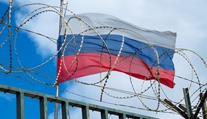 The EU has imposed sanctions on four individuals for spreading Russian propaganda