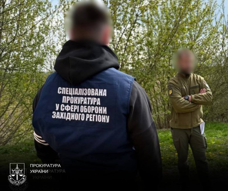Посадовець ТЦК та ексвійськовий вирішували питання з мобілізацією