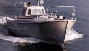 Російський корабель здійснив спробу захоплення українського судна біля берегів Криму. ВIДЕО