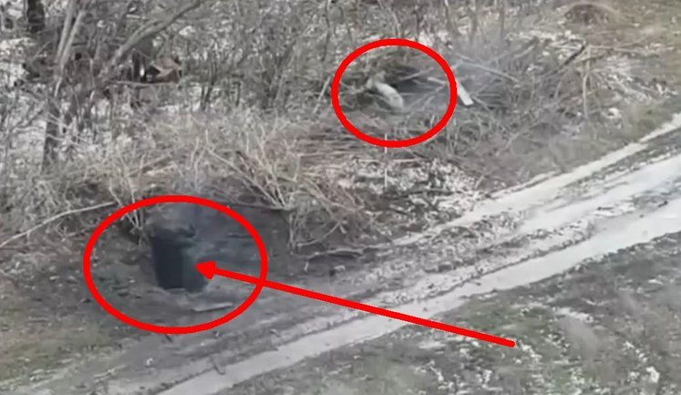 FPV-дрон взорвал неразорвавшуюся 500-килограммовую авиабомбу ФАБ-500 и уничтожил укрытие с двумя оккупантами. ВИДЕО