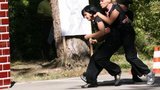 Интервью с телохранительницами Януковича: &quot;Мы летаем в вечерних платьях с пистолетами по всей Европе&quot;
