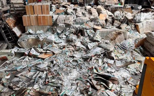 Удар РФ по складах з підручниками: у Міносвіти запевнили про доступність електронних версій для всіх учнів