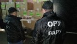 На трасі Київ-Одеса затримали автомобіль із 136 тисячами пачок контрабандних сигарет. ФОТОрепортаж