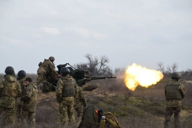 Піхотинці на Херсонщині тренуються знищувати наземні цілі з зенітних установок 04