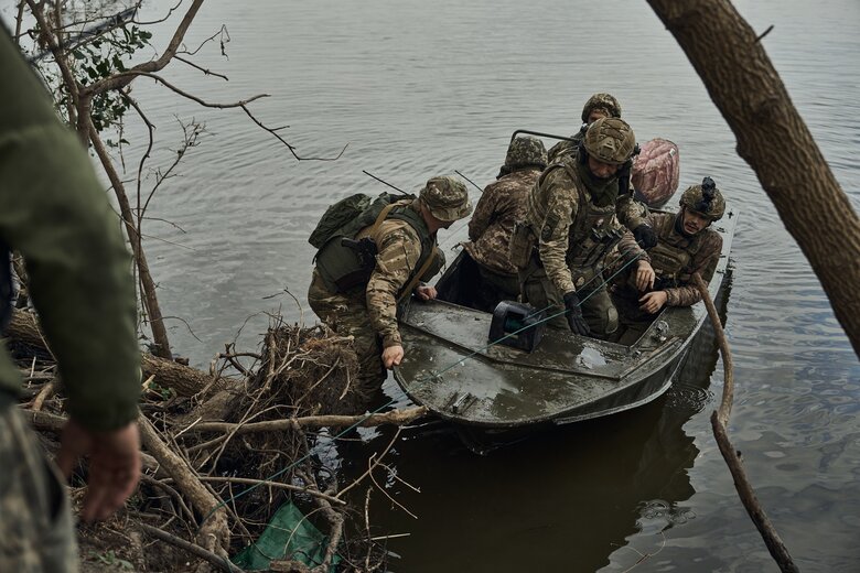 Зима на війні: досвід та поради воїнів, або Донецький вітер видуває все тепло 05