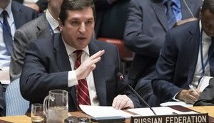 "Посмотри на меня, что ты глаза отводишь?", - представитель РФ в ООН в хамской форме обратился к британскому коллеге. ВИДЕО