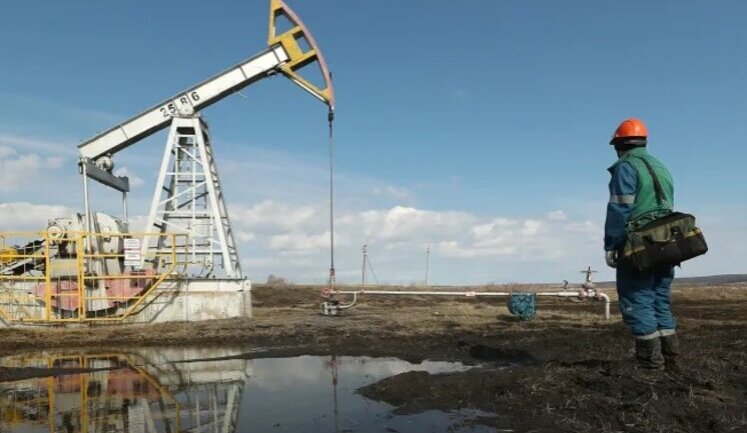 Світові ціни на нафту впали до мінімуму з початку року