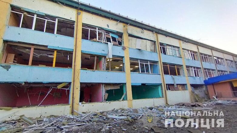 Россияне нанесли 30 ударов по Донбассу. Били авиацией, ракетами, артиллерией, Ураганами и Градами. Есть погибшие и раненые, - Нацполиция 04