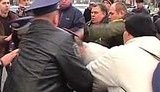 Хроника Майдана-2010: первые стычки с милицией. ВИДЕО.