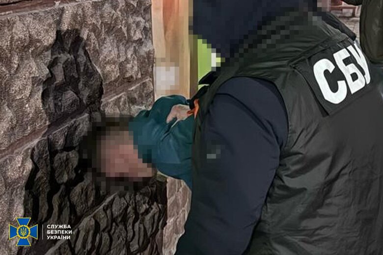 Во Львове приспешники РФ пытались взорвать машину воина ВСУ