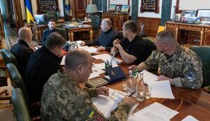 Зеленский провел совещание по дронам