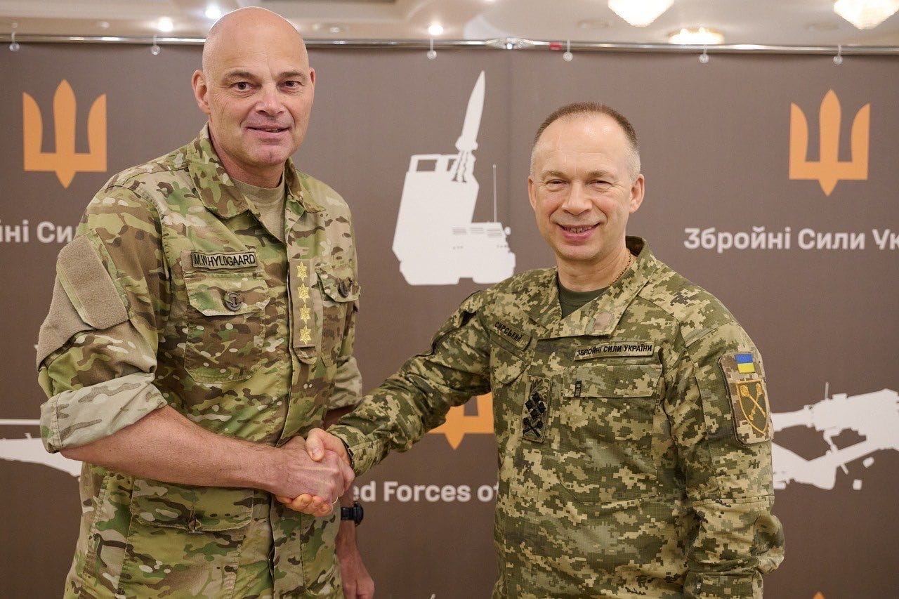 Сирський і командувач оборони Данії Гілдґаард провели зустріч у Києві ...
