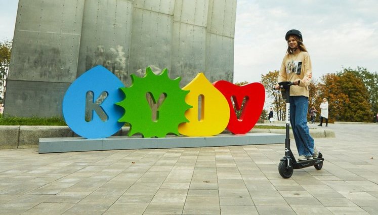 Кому принадлежит прокат электросамокатов в Киеве