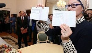 В зарегистрировавшей скандальный брак 17-летней чеченки с начальником РОВД узнали журналистку. ФОТО