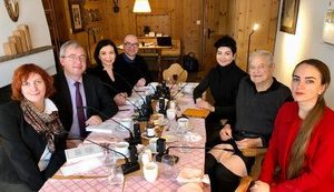 Сорос зустрівся у Давосі зі "справжніми соросятами" з України. ФОТО