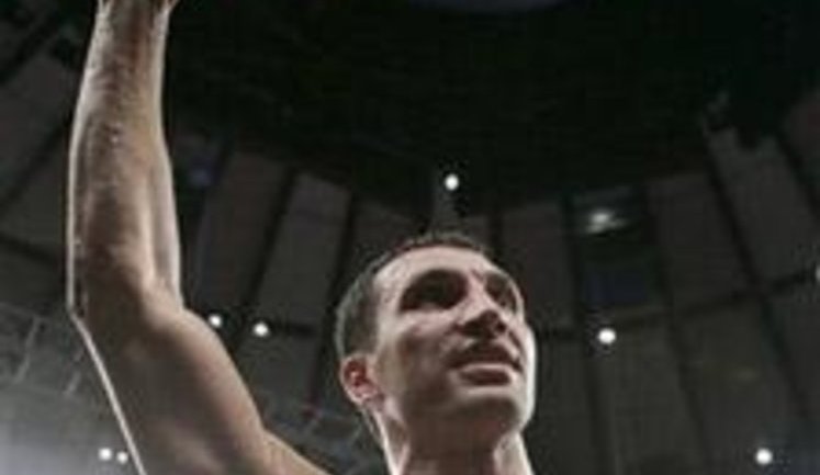 Klychko Knocked Pulev Out and Dedicated His Victory to Ukrainian Soldiers. VIDEO