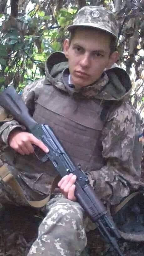 Український воїн Дмитро Урбанський загинув на Донбасі 1 вересня 01