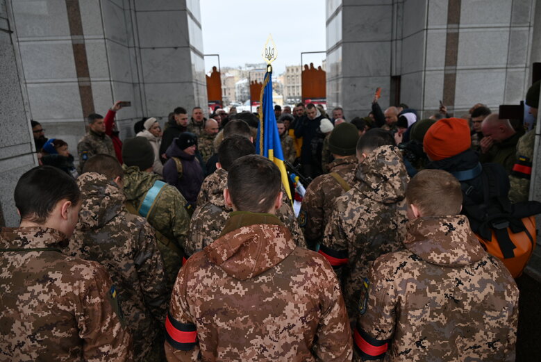 Із захисником України Андрієм Трачуком попрощалися в Києві 07