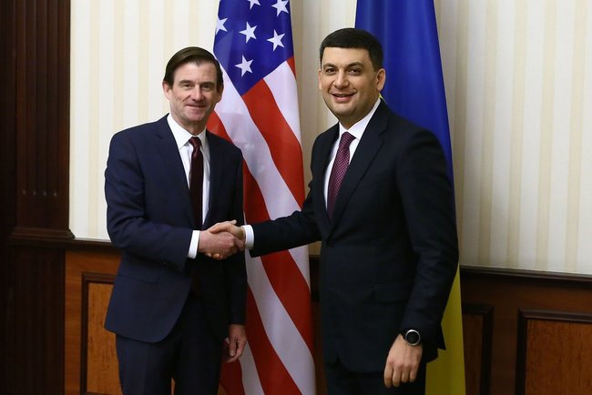 Обсудили усиление санкций против России, - Гройсман провел встречу с заместителем Госсекретаря США Хейлом 01