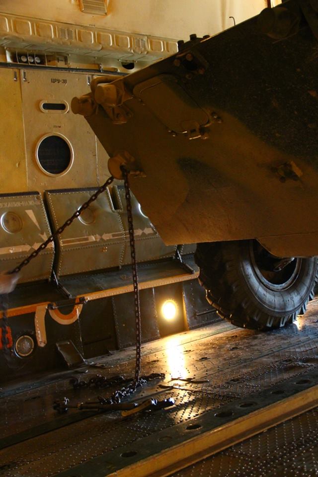 Airborne unit drills loading military hardware onboard IL-76 carrier in Zhytomyr region 06