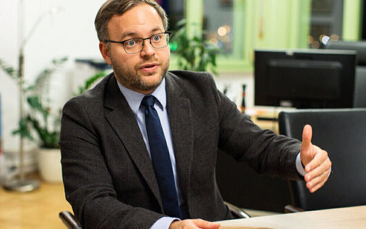Помічник Орбана заявив, що Угорщина не чинила б збройного опору в разі нападу РФ