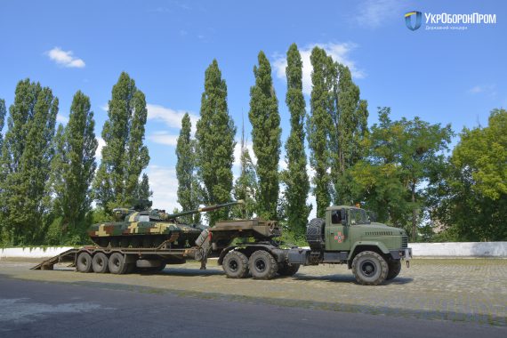 Два модернізовані танки Булат передано ЗСУ, - Укроборонпром 03