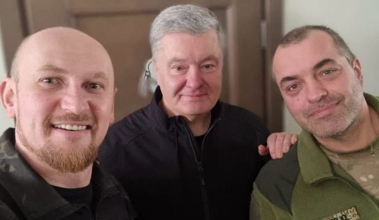 Порошенко об отставке начальника Департамента патрульной полиции Жукова: Это поступок офицера, все силовики должны брать пример