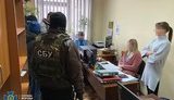 Двое семейных врачей в Кировоградской области "заработали" около 2 млн грн на подделке COVID-сертификатов, - СБУ. ФОТОрепортаж