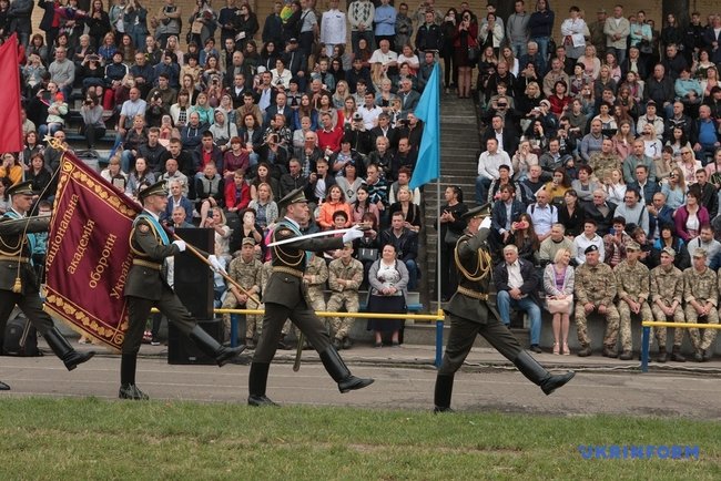 Військову присягу склали майже 400 майбутніх офіцерів запасу 07