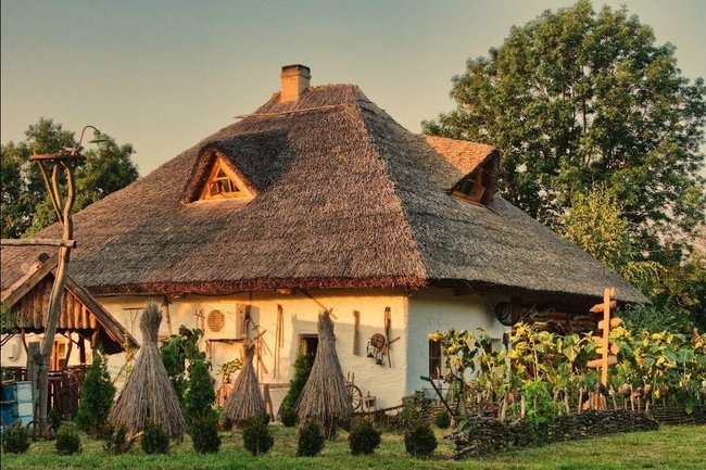zelenyj-turizm-єko-turizm-gde-otdoxnut-na-majskie-i-letom-v-ukraine-xutor-gogolya-dikanka 08