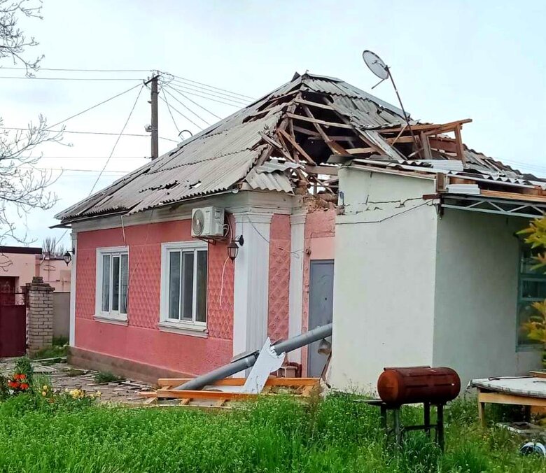 Последствия вражеских обстрелов Херсонской области 04