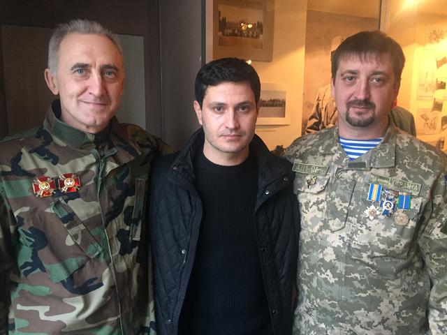В Киеве почтили память погибших в Донецком аэропорту: семьи просят сделать сквер и памятник в честь защитников ДАП 03