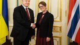 Порошенко обсудил с председателем парламента Норвегии Трьоен ситуацию на Донбассе и освобождение украинских заложников в РФ. ФОТО