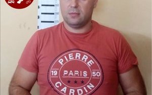 Кандидат у податкову Києва Мариноха вкрав у супермаркеті презервативи і змазку "Полуничка" та хотів винести їх у барсетці. ФОТО