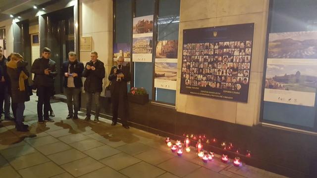 В Варшаве и Страсбурге отметили День Достоинства и Свободы 02 В Варшаве и Страсбурге отметили День Достоинства и Свободы 02