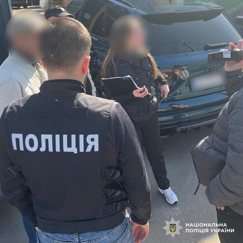 Киянин виготовляв липові документи для ухилянтів