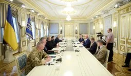 Зеленський зустрівся із послом США при НАТО Вітакером і генералом Баззардом: обговорили постачання перехоплювачів для Patriot та Drone Deal. ФОТО