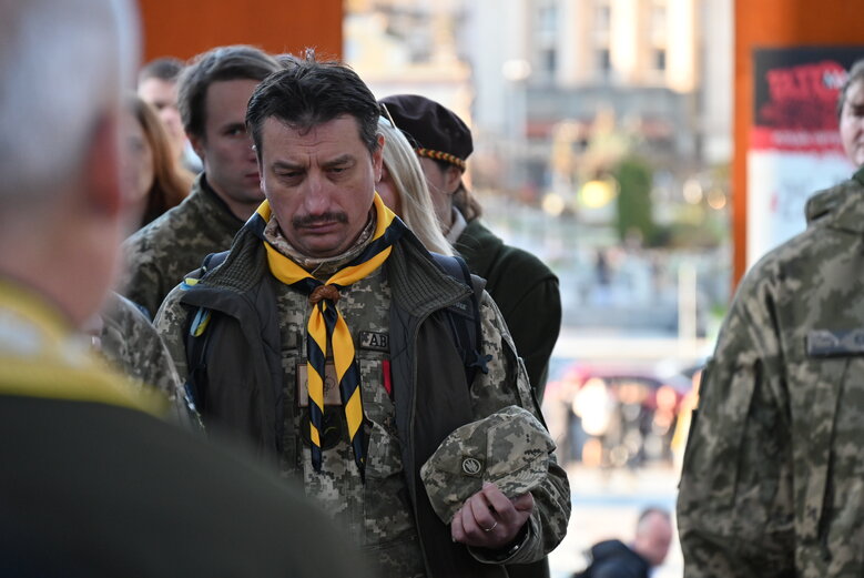 Із воїном та засновником видання Горинь Тарасом Давидюком, який загинув у бою проти окупантів на Запоріжжі, попрощалися у Києві 38