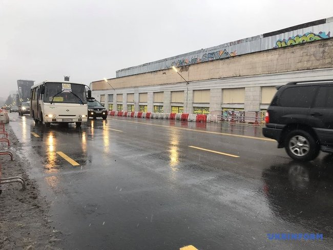 В Киеве открыли движение по Шулявскому мосту 04