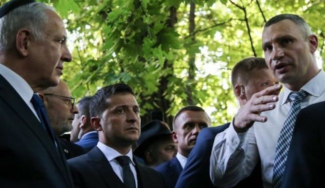 Офіс Зеленського проти Кличка. Серія №2. Удар з місцевого флангу 05