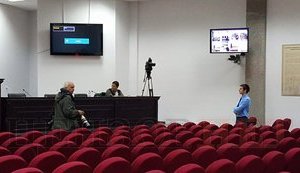 Допит Януковича в Ростові: в зал пустили тільки російські держканали та український "112 канал". ФОТОрепортаж